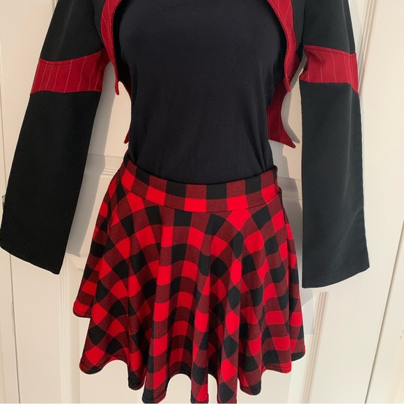 Red and Black Plaid Urban CoCo Stretchy Flared Mini Skater Skirt Size Small - Picture 1 of 8